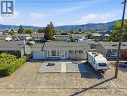 881 PEMBROKE Avenue Kamloops, BC V2B 1Z2