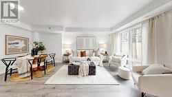 1201 - 11 DUNSHEATH WAY Markham, ON L6B 1N3