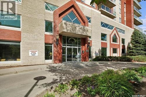 909 902 Spadina Crescent E, Saskatoon, SK - Outdoor With Balcony