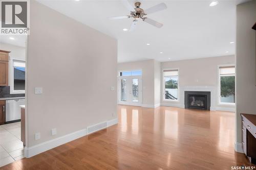 914 Paton Bay, Saskatoon, SK - Indoor With Fireplace
