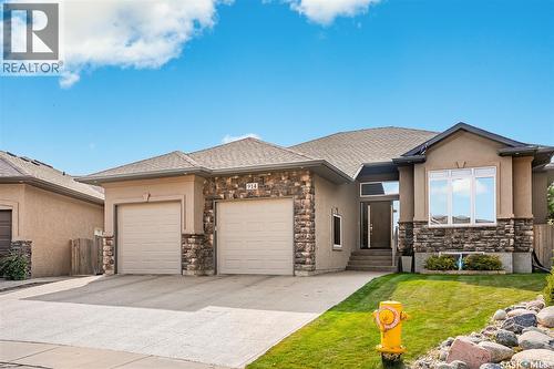 914 Paton Bay, Saskatoon, SK - Outdoor With Facade