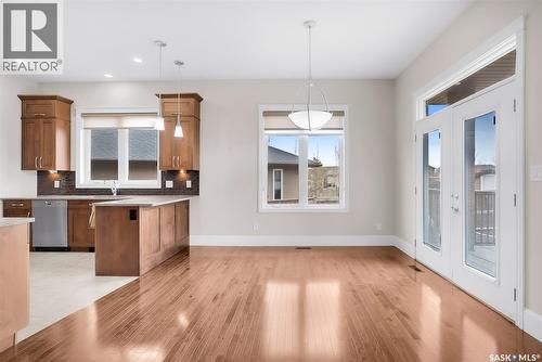 914 Paton Bay, Saskatoon, SK - Indoor Photo Showing Kitchen