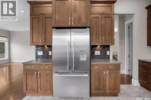 914 Paton Bay, Saskatoon, SK - Indoor Photo Showing Kitchen
