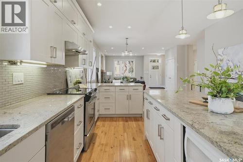 1024 Temperance Street, Saskatoon, SK - Indoor Photo Showing Kitchen With Upgraded Kitchen