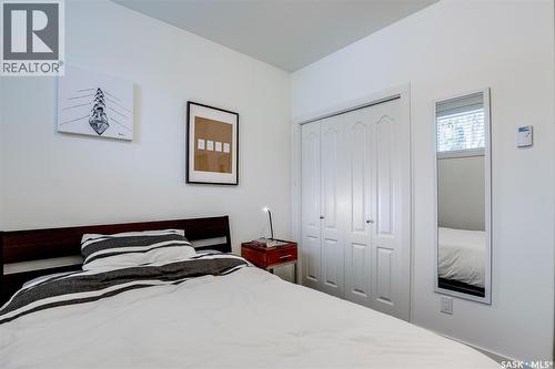1024 Temperance Street, Saskatoon, SK - Indoor Photo Showing Bedroom