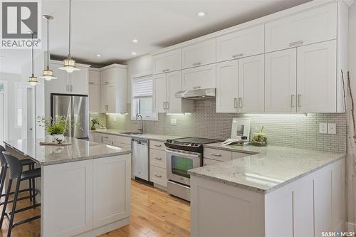 1024 Temperance Street, Saskatoon, SK - Indoor Photo Showing Kitchen With Stainless Steel Kitchen With Upgraded Kitchen
