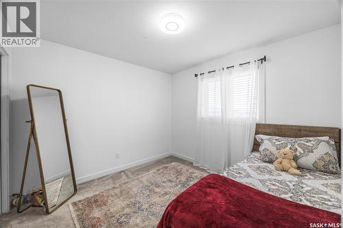 222 Stepney Crescent, Saskatoon, SK - Indoor Photo Showing Bedroom