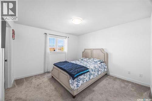 222 Stepney Crescent, Saskatoon, SK - Indoor Photo Showing Bedroom