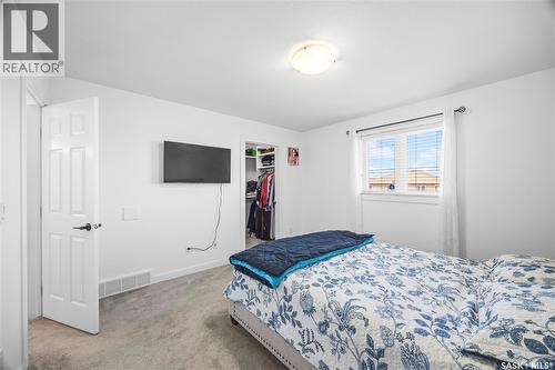 222 Stepney Crescent, Saskatoon, SK - Indoor Photo Showing Bedroom