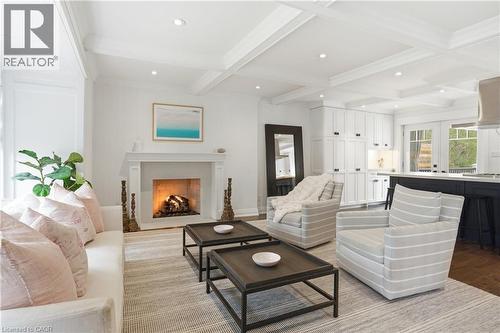 735 George Street, Burlington, ON - Indoor Photo Showing Living Room With Fireplace