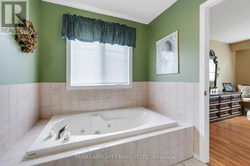 297 Ivan Crescent, Cornwall, ON - Indoor Photo Showing Bathroom