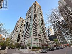 2803 - 23 HOLLYWOOD AVENUE Toronto, ON M2N 7L8