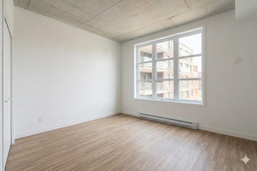 Bedroom - 511-5250 Boul. Henri-Bourassa O., Montréal (Saint-Laurent), QC - Indoor Photo Showing Other Room