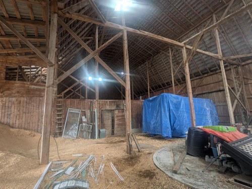 Barn - 3779 Route 111 E., Amos, QC - Indoor