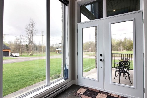 Hall d'entrée/Vestibule - 30 Rue Élizabeth, Saint-André-D'Argenteuil, QC - Indoor Photo Showing Other Room