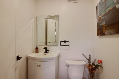 Salle d'eau - 30 Rue Élizabeth, Saint-André-D'Argenteuil, QC - Indoor Photo Showing Bathroom