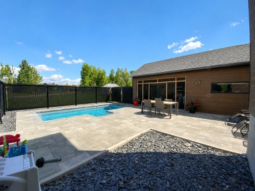 Cour - 30 Rue Élizabeth, Saint-André-D'Argenteuil, QC - Outdoor With In Ground Pool