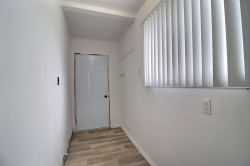 Hall d'entrée/Vestibule - 35 Av. Dallaire, Rouyn-Noranda, QC - Indoor Photo Showing Other Room