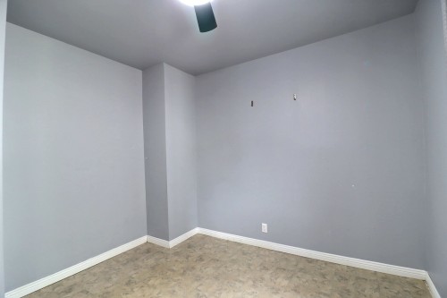 Chambre à coucher - 35 Av. Dallaire, Rouyn-Noranda, QC - Indoor Photo Showing Other Room