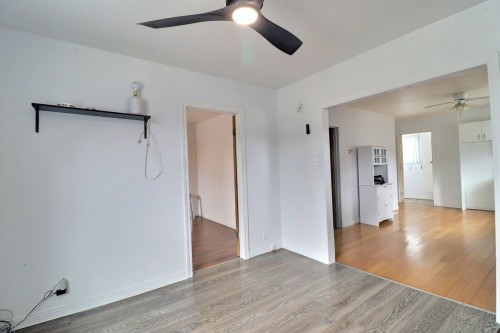 Salon - 35 Av. Dallaire, Rouyn-Noranda, QC - Indoor Photo Showing Other Room
