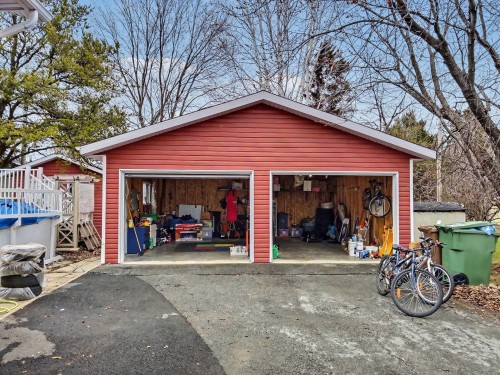 Garage - 649 Place Maisonneuve, Rouyn-Noranda, QC - Outdoor