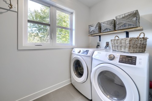 Salle de lavage - 620 Boul. Brassard, Chambly, QC - Indoor Photo Showing Laundry Room