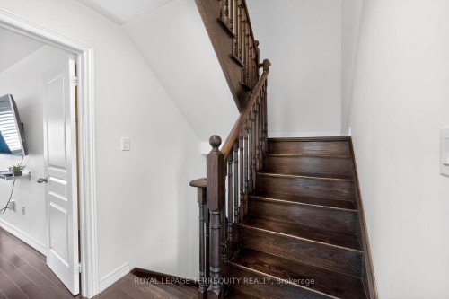 190 East'S Corners Boulevard, Vaughan, ON - Indoor Photo Showing Other Room