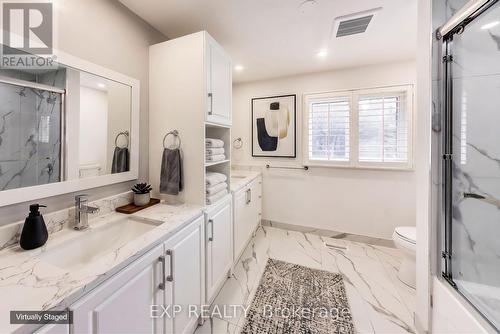 4 Leatherhead Court, Brampton, ON - Indoor Photo Showing Bathroom