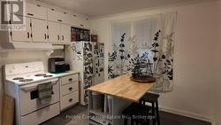 Kitchen - 