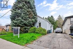 65 FORTIETH STREET Toronto, ON M8W 3M8