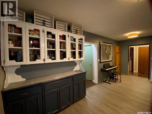 515 Springs Avenue, Springside, SK - Indoor