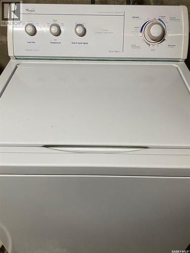 515 Springs Avenue, Springside, SK - Indoor Photo Showing Laundry Room