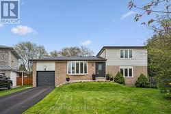 389 WORTH PLACE Oakville, ON L6L 3L8