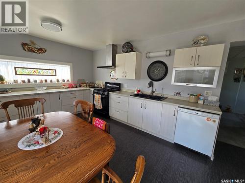 41 7Th Avenue Ne, Swift Current, SK - Indoor