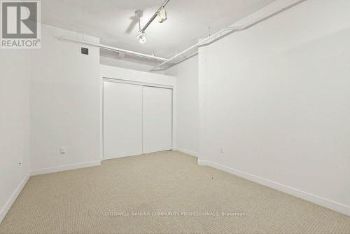 120 Jackson Street W, Hamilton, ON - Indoor Photo Showing Other Room