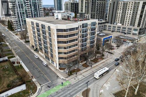 120 Jackson Street W, Hamilton, ON - Outdoor