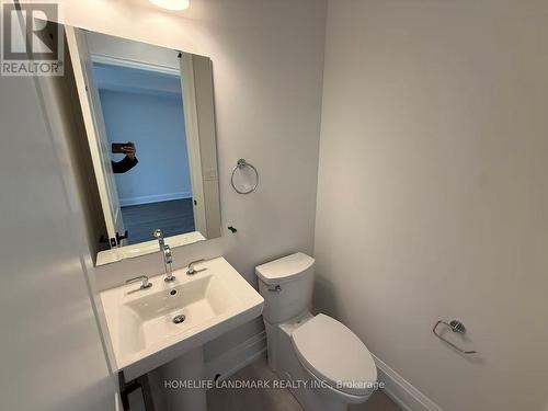 415 York Downs Boulevard, Markham, ON - Indoor Photo Showing Bathroom