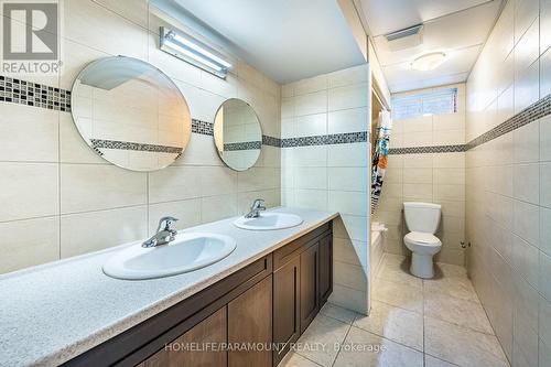 121 Highmark Drive, Vaughan, ON - Indoor Photo Showing Bathroom