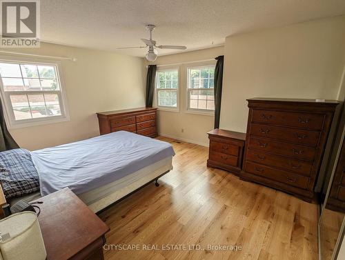 17 - 250 Keats Way, Waterloo, ON - Indoor Photo Showing Bedroom