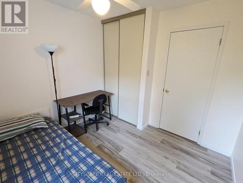 17 - 250 Keats Way, Waterloo, ON - Indoor