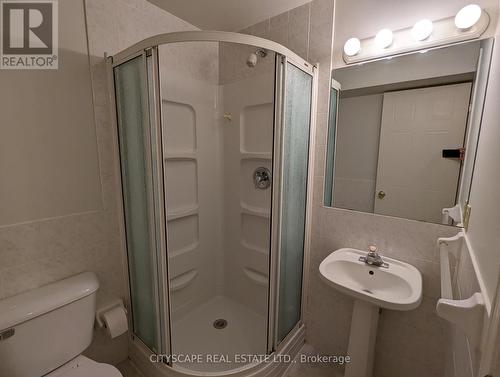 17 - 250 Keats Way, Waterloo, ON - Indoor Photo Showing Bathroom