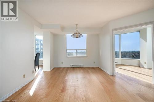 1901 Pilgrims Way Unit# 706, Oakville, ON - Indoor Photo Showing Other Room