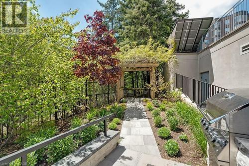 1901 Pilgrims Way Unit# 706, Oakville, ON - Outdoor