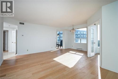 1901 Pilgrims Way Unit# 706, Oakville, ON - Indoor Photo Showing Other Room