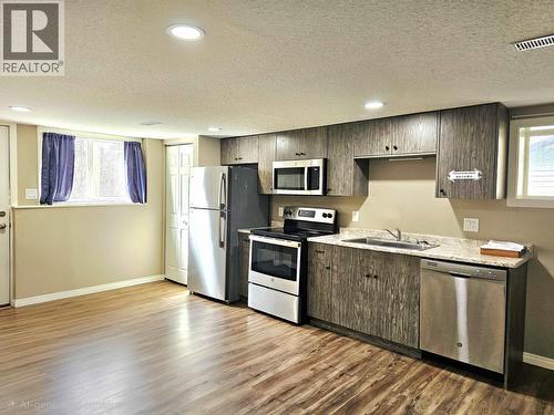 131 6Th Avenue, Burns Lake, BC - Indoor Photo Showing Kitchen