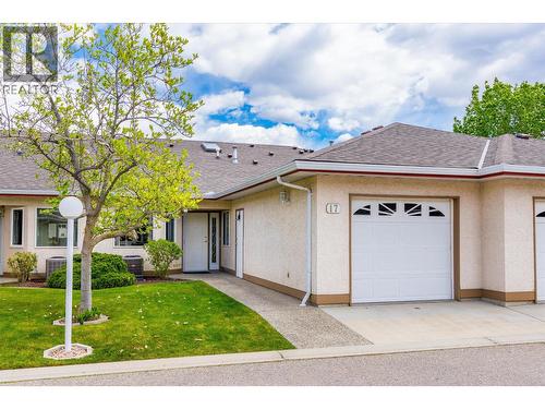 1874 Parkview Crescent Unit# 17  Kelowna, BC V1X 7G6