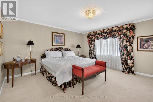 1149 Spragg Court, Mississauga, ON - Indoor Photo Showing Bedroom
