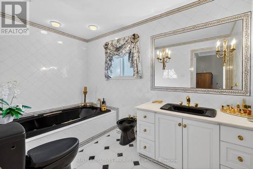 1149 Spragg Court, Mississauga, ON - Indoor