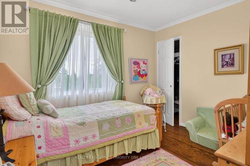 1149 Spragg Court, Mississauga, ON - Indoor Photo Showing Bedroom