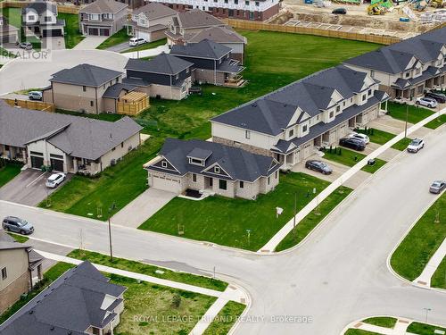 2 Evylean Court, St. Thomas, ON - Outdoor With View